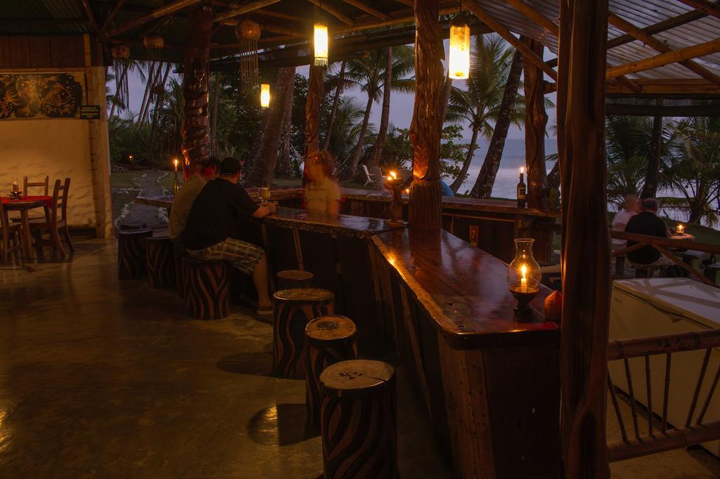 La Leona Eco Lodge Carate Exterior photo